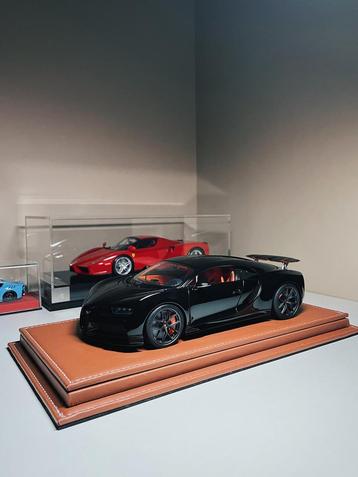 Bugatti Chiron Carbon black 1:18 AutoArt