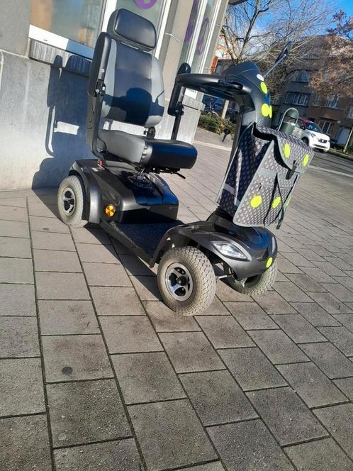 Chaise roulante électrique ST4D LTD puissante Scootmobiel pm, Divers, Voitures sans permis & Scooters pour invalides, Comme neuf