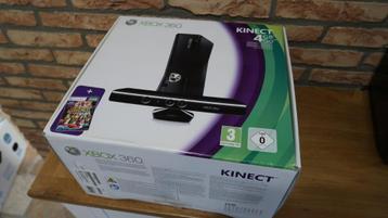 Xbox 360 4Gb met kinect en games