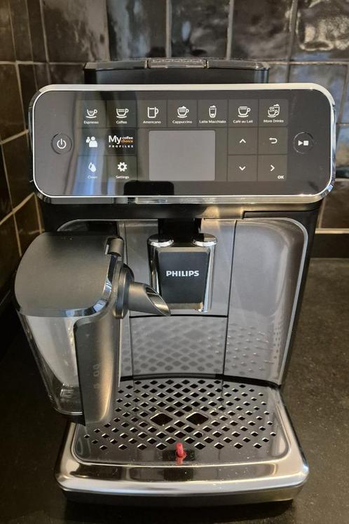 Philips EP4349/70 Espressomachine, Electroménager, Cafetières, Comme neuf, Café moulu, Café en grains, Machine à espresso, 4 à 10 tasses