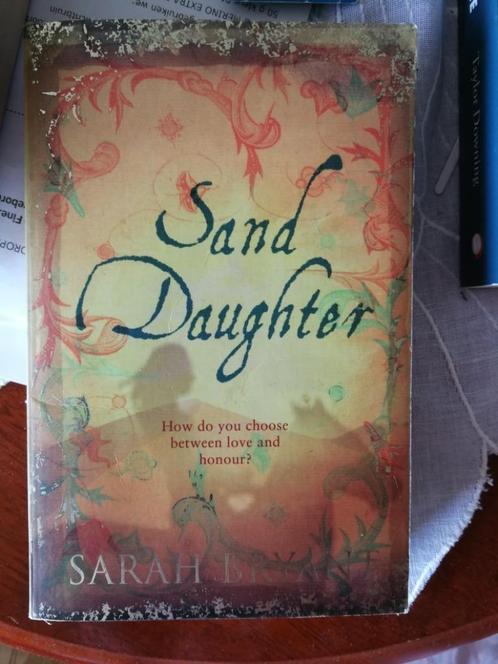 Sarah BRYANT - sand daughter - engels, Boeken, Taal | Engels, Zo goed als nieuw, Fictie, Ophalen of Verzenden