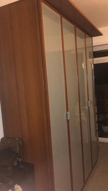 2 grote kleerkasten ikea