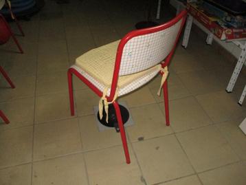 4 chaises de cuisine "Vintage"...