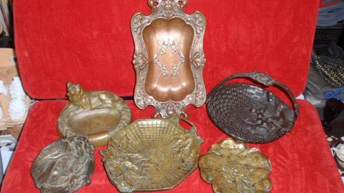 Lot oude brons en koper vide poche schaaltjes, Antiquités & Art, Antiquités | Bronze & Cuivre, Bronze, Enlèvement ou Envoi