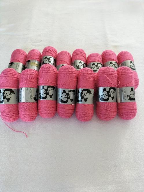 Pelote de laine Pascaline rose (15 pelotes)., Hobby & Loisirs créatifs, Tricot & Crochet, Comme neuf, Enlèvement ou Envoi