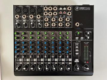 Mackie 1202 VLZ4 12 channel compact mixer