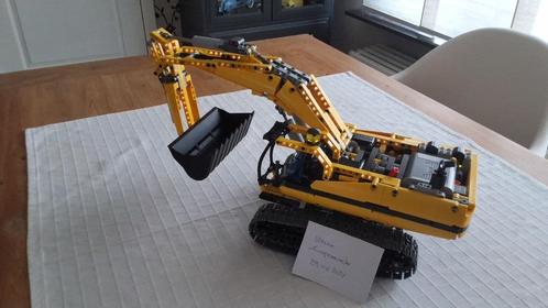 Lego technic Motorized Excavator Item No: 8043-1, Kinderen en Baby's, Speelgoed | Duplo en Lego, Zo goed als nieuw, Lego, Complete set