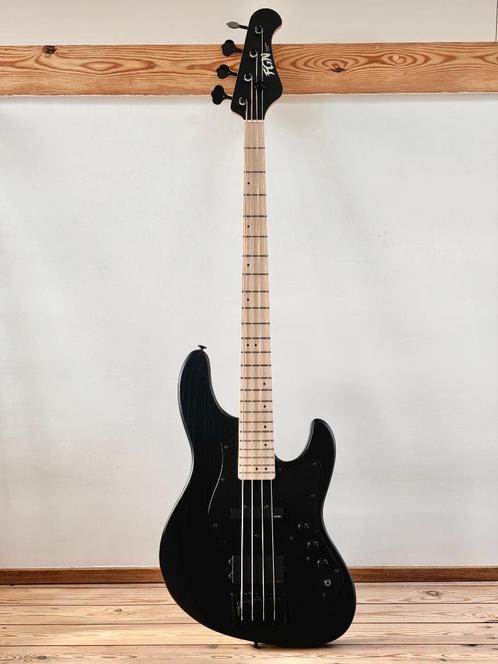 FGN Jazz Bass J-Standard Mighty Dark BK made in Japan, Muziek en Instrumenten, Snaarinstrumenten | Gitaren | Bas, Zo goed als nieuw