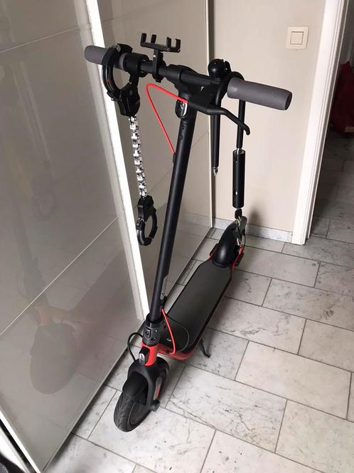 Segway ninebot D38e + sloten en telefoonhouder, Vélos & Vélomoteurs, Trottinettes, Comme neuf, Enlèvement