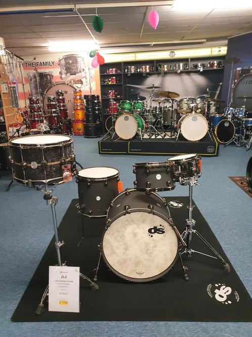 DS Custom drums: made in Italië. Hybrid maple, Musique & Instruments, Batteries & Percussions, Neuf, Autres marques, Enlèvement ou Envoi