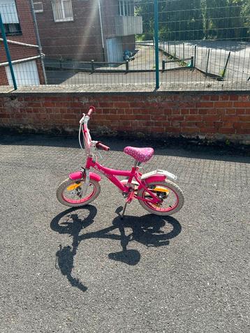 Vélo rose pour enfants 5-9