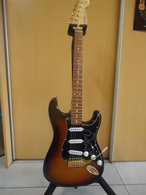 Fender Stratocaster SRV NIEUW!!!, Musique & Instruments, Instruments à corde | Guitares | Électriques, Neuf, Solid body, Fender