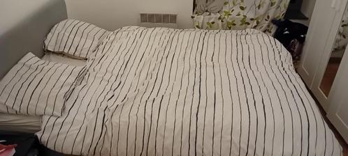 Ikeabed met matras en lattenbodems, Maison & Meubles, Chambre à coucher | Lits, Utilisé, Queen size, 140 cm, 200 cm, Tissu, Gris