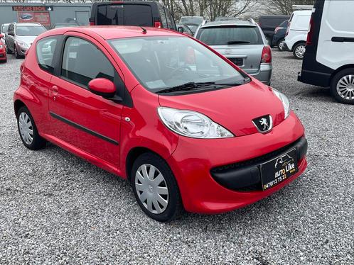 PEUGEOT 107 ESSENCE 83.000 km prêt à immatriculer, Autos, Peugeot, Entreprise, Achat, ABS, Airbags, Ordinateur de bord, Verrouillage central