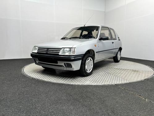 Peugeot 205, Auto's, Peugeot, Particulier, Airconditioning, Elektrische ramen, Metaalkleur, Mistlampen, Radio, Benzine, Euro 3