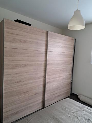 Kleerkast 2 70 cm bruın