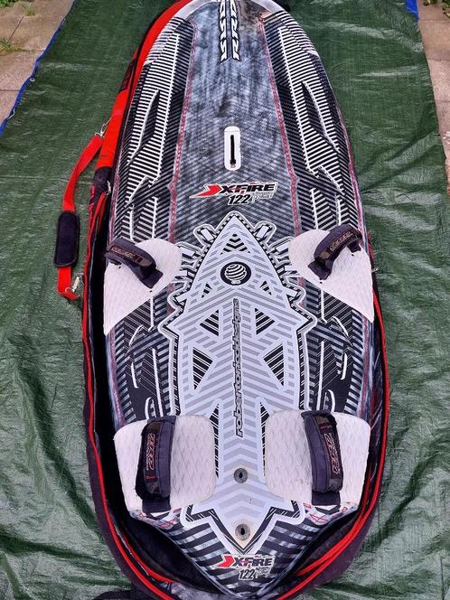 RRD X Fire 122 L V4 Full Carbon slalomboard. Versterkt, Watersport en Boten, Windsurfen, Zo goed als nieuw, Plank, Minder dan 250 cm