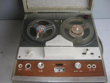 Magnétophone NOVAK Type 341-01 - Vintage.