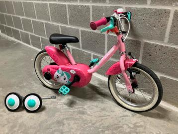 Girl’s first bike(2022) + child helmet 
