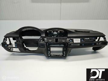 Dashboard leder BMW M3 E92 / E93 / E90 51458037559