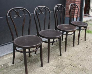 4 stoelen gebogen hout, type 'Sweetheart'  Thonet style
