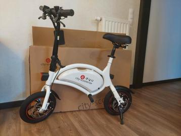 Nouveau vélo trottinette électrique DYU D1F.