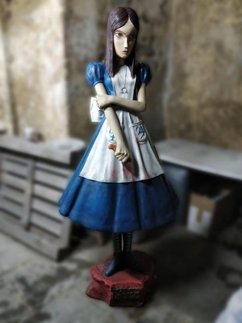 Statue Alice Madness Returns, Collections, Statues & Figurines, Utilisé, Humain, Enlèvement
