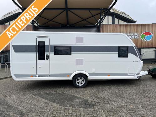 Hobby De Luxe 560 KMFE 2024 BLACKLINE ACTIE!, Caravans en Kamperen, Caravans, Bedrijf, tot en met 6, 1250 - 1500 kg, Treinzit