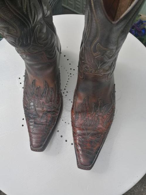 Bottes de cowboy Sendra pour homme en python marron taille 4, Vêtements | Hommes, Chaussures, Porté, Bottes, Brun, Enlèvement ou Envoi