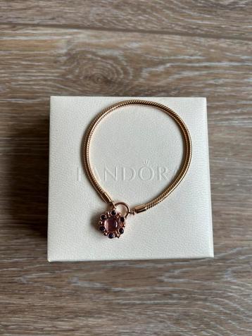 Bracelet Rose Pandora 18 cm, bon état