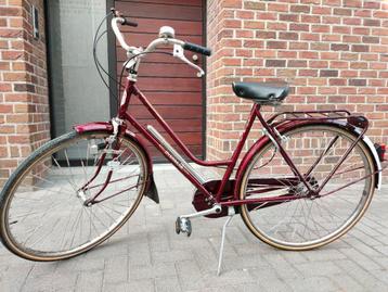 Ancien vélo pour femme de 1986
