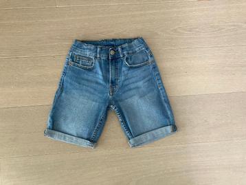 Jeans Short van Zara (Maat 10 jaar / 140)