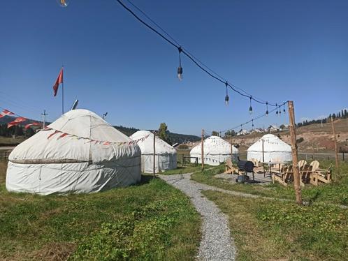 Traditionele YURT uit Kirgizië (5, 6 of 7 meter), Caravans en Kamperen, Tenten, Nieuw, Verzenden