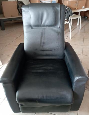 zwarte speciale medische fauteuil in Ath 7800