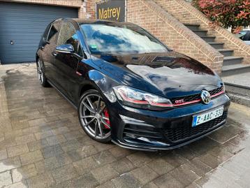 VW 7.5 GTI DSG *19inchR32velgen*adaptivelight*