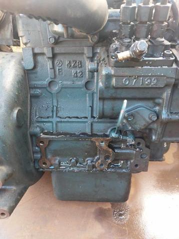 kubota motor D 722    3 cylinder 