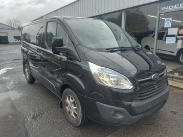 Ford Transit Custom double cabine - Utilitaire - 5 places 