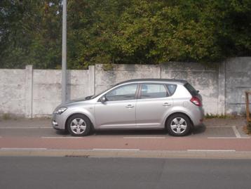 Kia c'eed  1.4  2012  