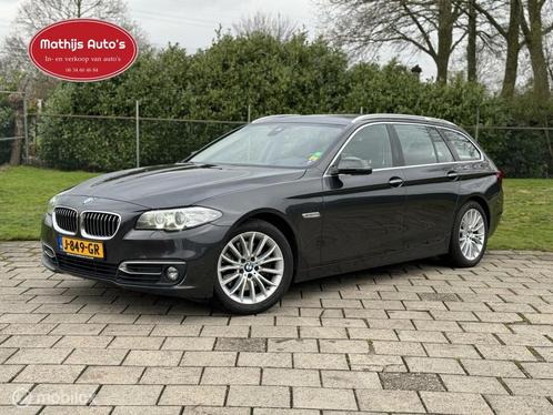 BMW 530 5-serie Touring 530xd Luxury Edition Xdrive HUD Navi, Autos, BMW, Entreprise, Série 5, 4x4, ABS, Airbags, Alarme, Ordinateur de bord