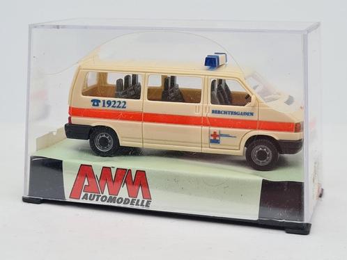 Ambulance Volkswagen VW T4 Berchtesgaden - AWM 1/87, Hobby & Loisirs créatifs, Voitures miniatures | 1:87, Comme neuf, Voiture