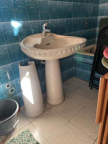 2 lavabo's gratis op te halen