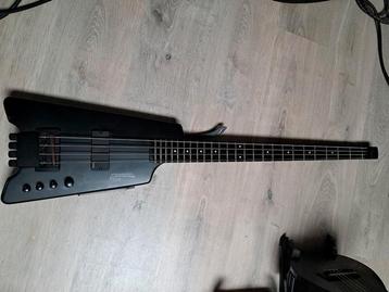 Steinberger basse sans tête EMG