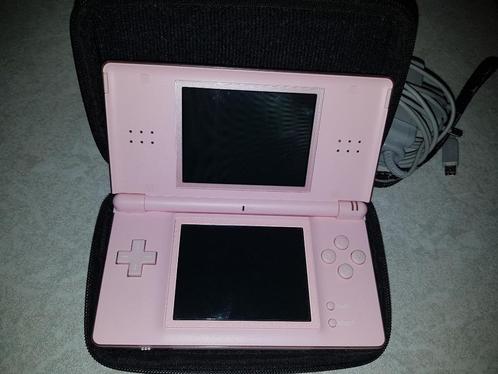 Nintendo DS Lite roze met lader en beschermhoes.!, Consoles de jeu & Jeux vidéo, Consoles de jeu | Nintendo DS, Comme neuf, DS Lite