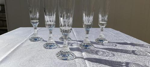 24 verres en cristal de Baccarat (modèle Assas) Estampillés, Antiquités & Art, Antiquités | Verre & Cristal, Enlèvement