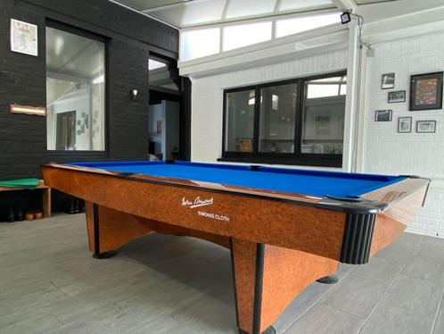 Table de billard 9 pieds de la marque Decerpel, Sports & Fitness, Billards & Billards américains, Utilisé, Table de billard, Table de billard