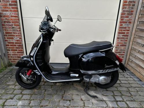 VESPA GTS 300 Super i.e., Vélos & Vélomoteurs, Scooters | Vespa, Enlèvement