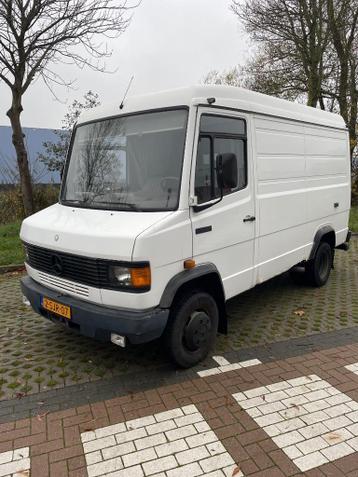 Mercedes bus / camper 609D vario met stuurbekrachtiging