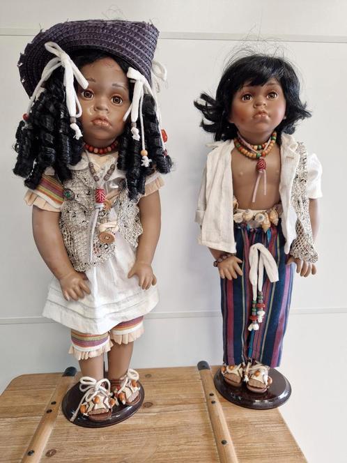 2 zeldzame native American poppen, Collections, Poupées, Comme neuf, Enlèvement ou Envoi