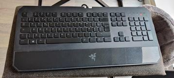 Razer deathstalker Essential.