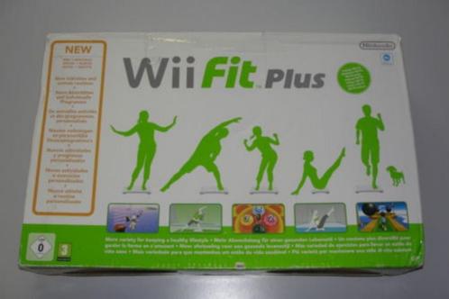 Wii Fit Plus + Balance Board White (avec boîte d'origine), Consoles de jeu & Jeux vidéo, Jeux | Nintendo Wii, Comme neuf, Autres genres